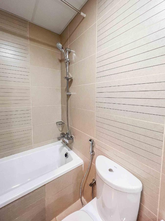 Апартаменти Cosmos Living Stylish Near Marina *