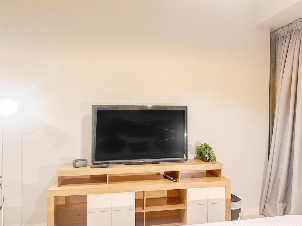 Апартаменти Cosmos Living Stylish Near Marina